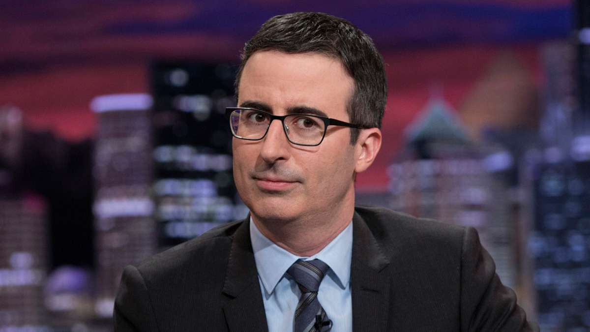 Is John Oliver Married
