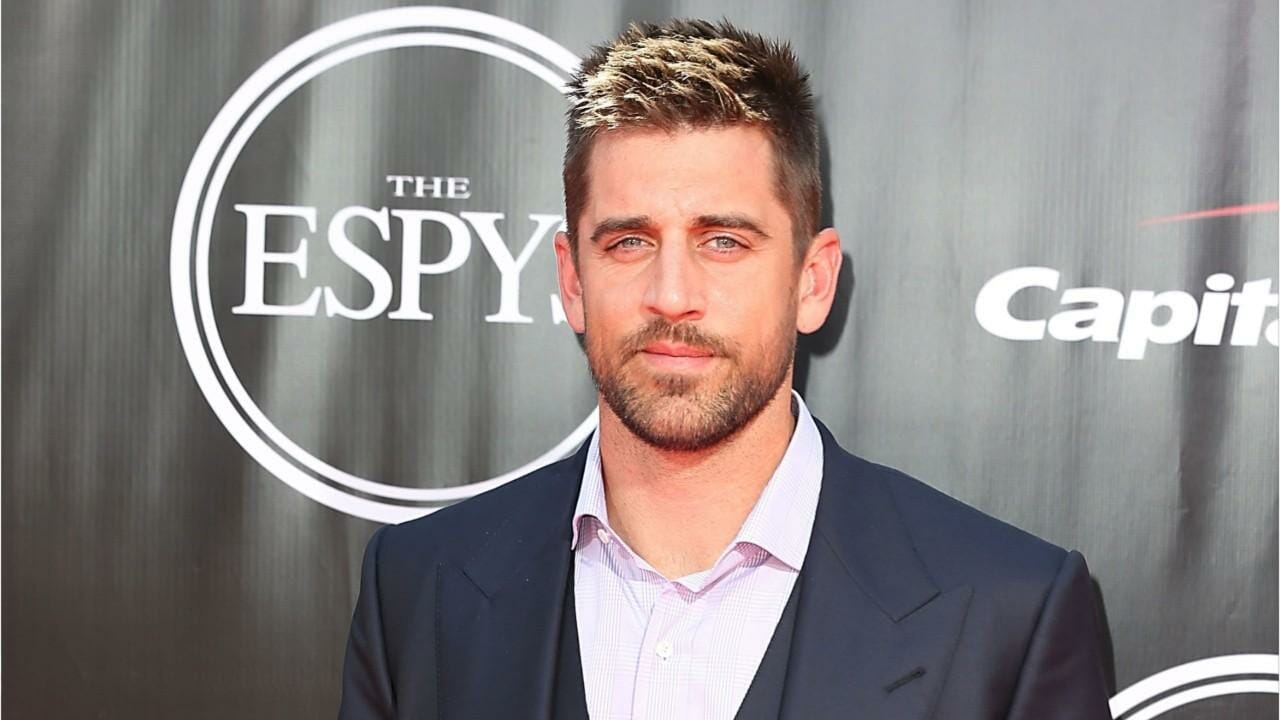 Is Aaron Rodgers Married? His Bio, Age, Wife and Net worth - Married