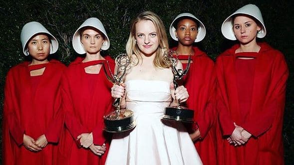 Elisabeth Moss Award Emmy 2017