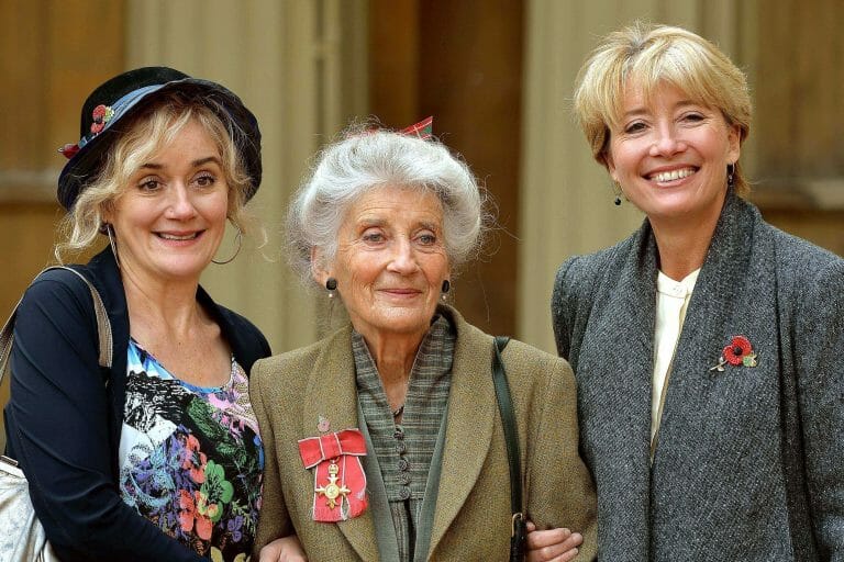 Is Sophie Thompson Married?