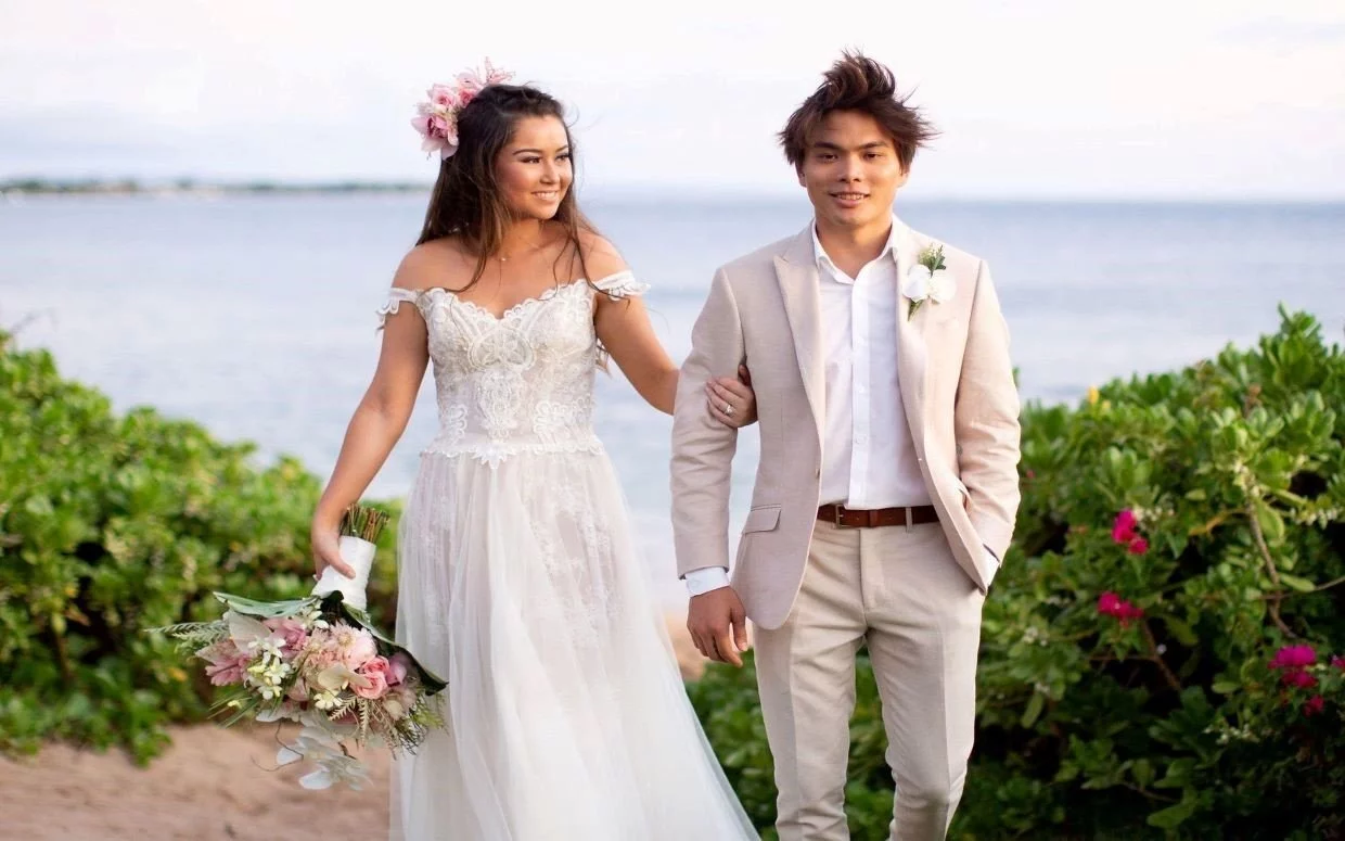 Shin Lim with his wife in wedding